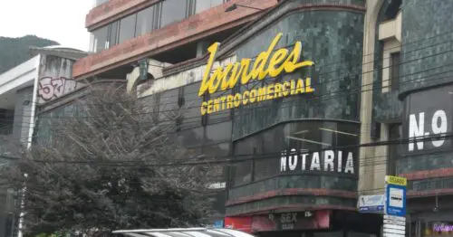 CENTRO COMERCIAL LOURDES CENTRO COMERCIAL LOURDES